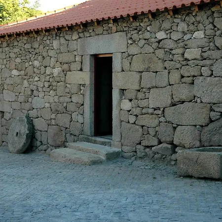 Haystack Of A Main Farmer House Converted Into An Apartment Vilas Boas (Braganca)